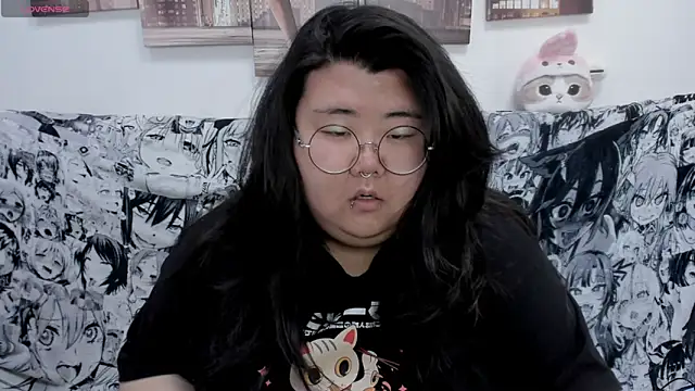 Nadine asian online show from 4, 11, 2025