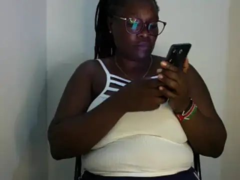 Nevvy Pretty online show from 23, 1, 2025