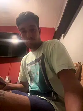 Magicerosxx69 online show from 13, 9, 2025