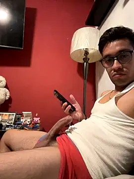 Magicerosxx69 online show from 28, 11, 2025