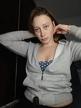 Snapshot of stupid_babybird chatting on 8, 7, 2026 stupid babybird online show from 8, 7, 2026