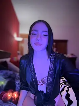 ShannonShanny online show from 10, 1, 2025