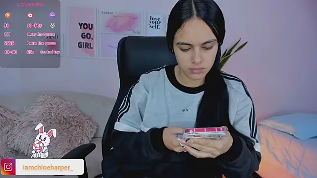 Snapshot of ChloeHarper_ chatting on 25, 1, 2025 ChloeHarper online show from 25, 1, 2025