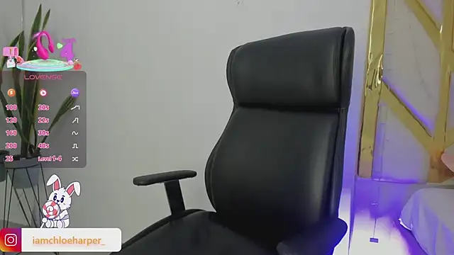 Snapshot of ChloeHarper_ chatting on 11, 3, 2025 ChloeHarper online show from 11, 3, 2025