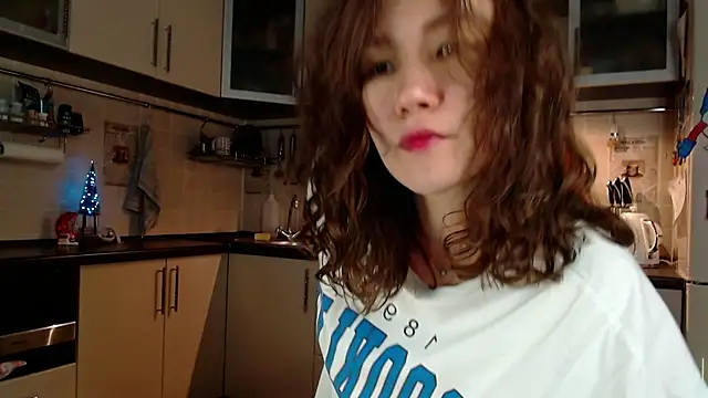 Snapshot of Kelly_Yon chatting on 26, 12, 2024 Kelly Yon online show from 26, 12, 2024