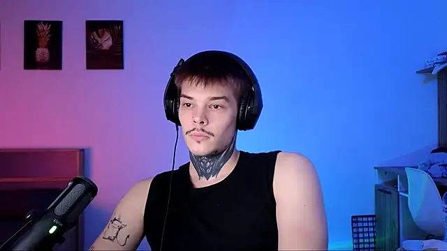 DENIS HERE online show from 21, 11, 2025