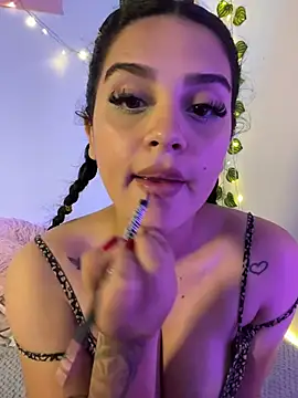 violet-333 online show from 5, 3, 2026