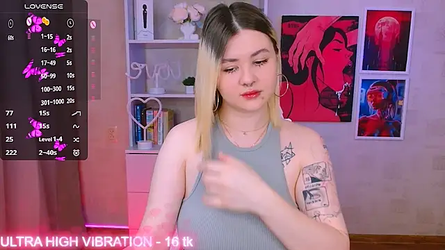 cutie mili online show from 30, 1, 2025