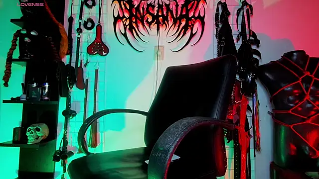 irregular fetish  online show from 27, 11, 2025