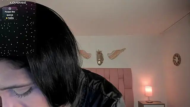 Snapshot of VeronikaOlsen chatting on 15, 1, 2025 VeronikaOlsen online show from 15, 1, 2025