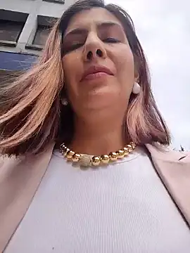 Snapshot of scarlett_moore chatting on 16, 10, 2025 scarlett moore online show from 16, 10, 2025