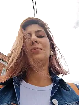 Snapshot of scarlett_moore chatting on 17, 10, 2025 scarlett moore online show from 17, 10, 2025