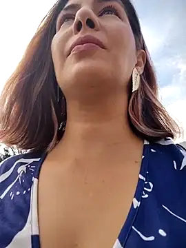 Snapshot of scarlett_moore chatting on 23, 10, 2025 scarlett moore online show from 23, 10, 2025