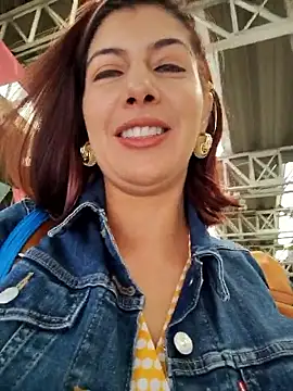 Snapshot of scarlett_moore chatting on 17, 11, 2025 scarlett moore online show from 17, 11, 2025