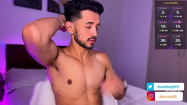 AxelKing1326 online show from 24, 10, 2025