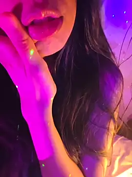 aloneathome online show from 18, 12, 2025