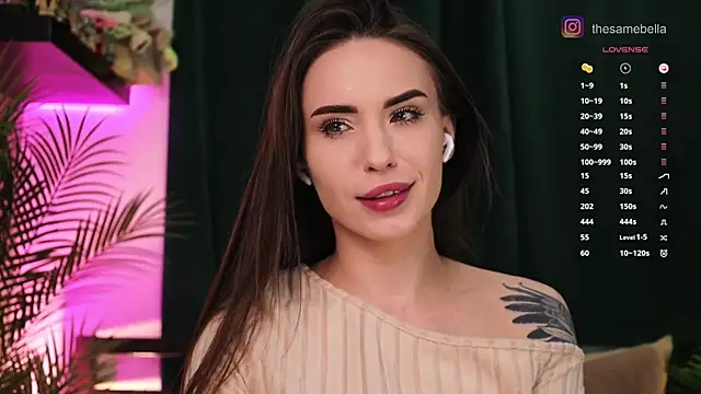 Snapshot of BabyYoda- chatting on 14, 11, 2025 BabyYoda- online show from 14, 11, 2025