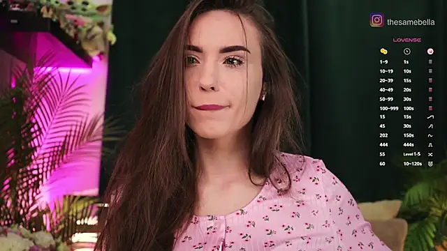 Snapshot of BabyYoda- chatting on 27, 11, 2025 BabyYoda- online show from 27, 11, 2025