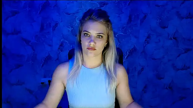 Snapshot of nika_gold1 chatting on 13, 9, 2025 nika gold1 online show from 13, 9, 2025