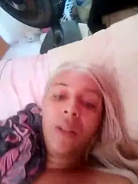 Snapshot of transgirl26 chatting on 17, 12, 2025 transgirl26 online show from 17, 12, 2025