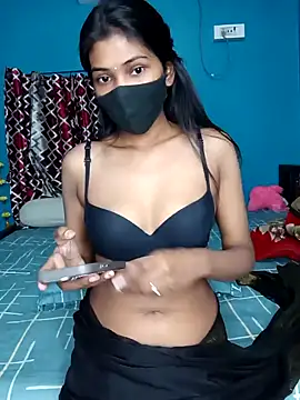 Snapshot of Triha_18 chatting on 6, 1, 2025 Triha 18 online show from 6, 1, 2025