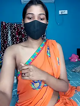 Snapshot of Triha_18 chatting on 15, 1, 2025 Triha 18 online show from 15, 1, 2025