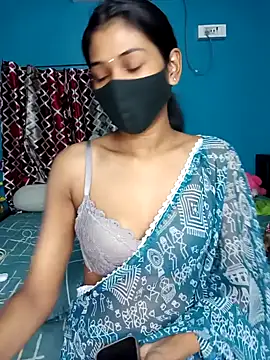 Snapshot of Triha_18 chatting on 17, 1, 2025 Triha 18 online show from 17, 1, 2025