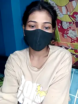 Snapshot of Triha_18 chatting on 22, 1, 2025 Triha 18 online show from 22, 1, 2025