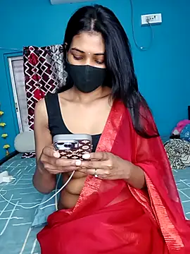 Snapshot of Triha_18 chatting on 14, 2, 2025 Triha 18 online show from 14, 2, 2025