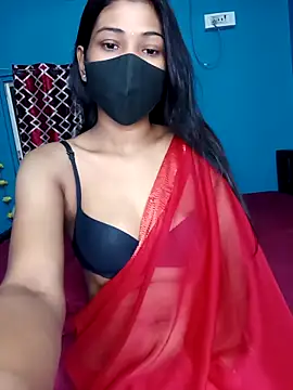 Snapshot of Triha_18 chatting on 5, 3, 2025 Triha 18 online show from 5, 3, 2025