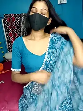 Snapshot of Triha_18 chatting on 8, 3, 2025 Triha 18 online show from 8, 3, 2025