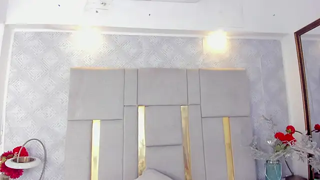 Camilaa Sanchez  online show from 14, 10, 2025