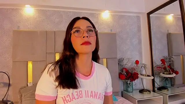 Snapshot of Camilaa_Sanchez_ chatting on 20, 5, 2026 Camilaa Sanchez online show from 20, 5, 2026