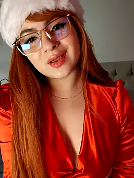 Snapshot of Lia_Hurley chatting on 24, 12, 2024 Lia Hurley online show from 24, 12, 2024