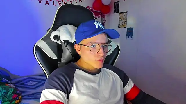 Snapshot of AustinSummerr chatting on 10, 2, 2025 AustinSummerr online show from 10, 2, 2025