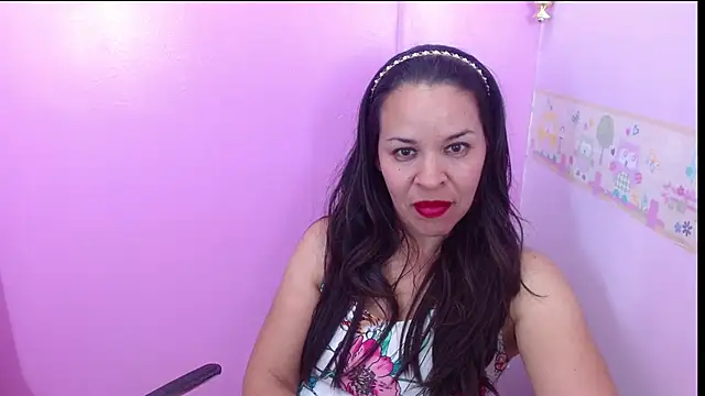 Snapshot of Lizeth_Bels chatting on 6, 1, 2025 Lizeth Bels online show from 6, 1, 2025