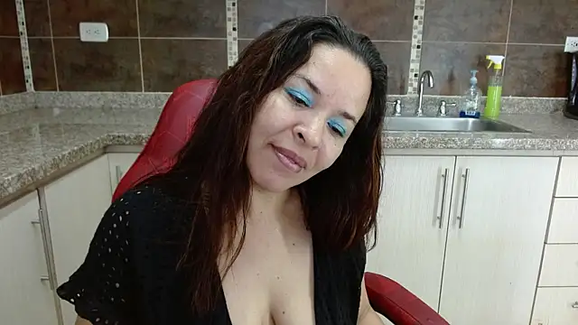 Snapshot of Lizeth_Bels chatting on 6, 5, 2026 Lizeth Bels online show from 6, 5, 2026