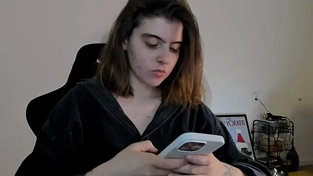 emmamurrr online show from 21, 12, 2024