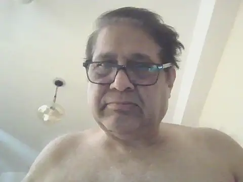 Snapshot of Nuttysub chatting on 7, 6, 2026 Nuttysub online show from 7, 6, 2026