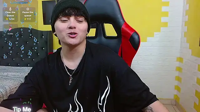 isabeautyx19 online show from 4, 2, 2026