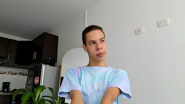 Snapshot of grey___27 chatting on 27, 2, 2025 grey 27 online show from 27, 2, 2025