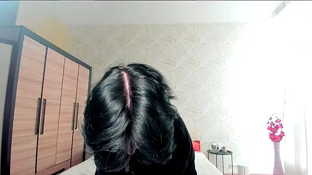 JulisSweet online show from 10, 2, 2025