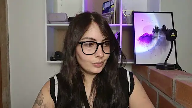 lalawhitte online show from 2, 6, 2026