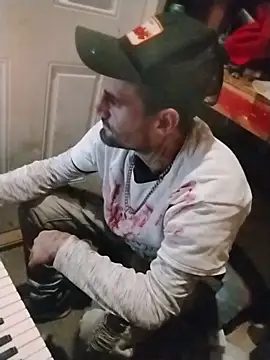 Babyboyy803 online show from 1, 11, 2025