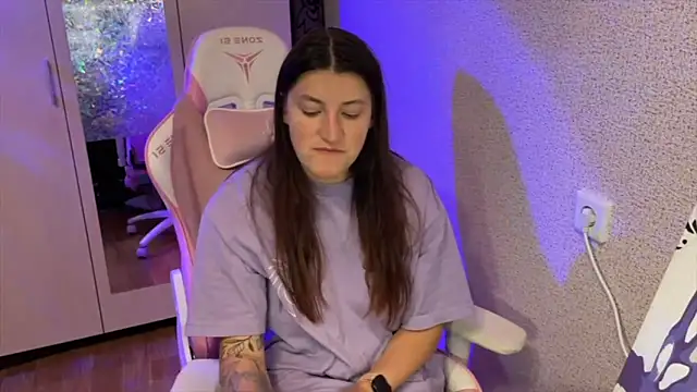 Katrin  kiss online show from 5, 4, 2026