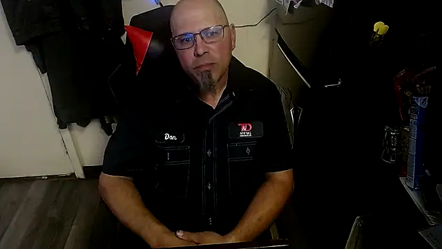 KrazyLegz online show from 21, 10, 2025