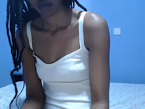 Snapshot of Gweneve chatting on 27, 2, 2025 Gweneve online show from 27, 2, 2025
