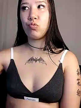 Japabaixinha online show from 3, 1, 2025