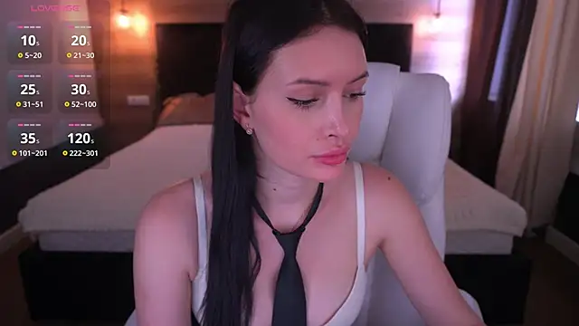 Snapshot of MilaSecrett chatting on 12, 9, 2025 MilaSecrett online show from 12, 9, 2025