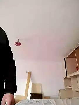 Snapshot of LOREDAN1 chatting on 27, 12, 2024 LOREDAN1 online show from 27, 12, 2024